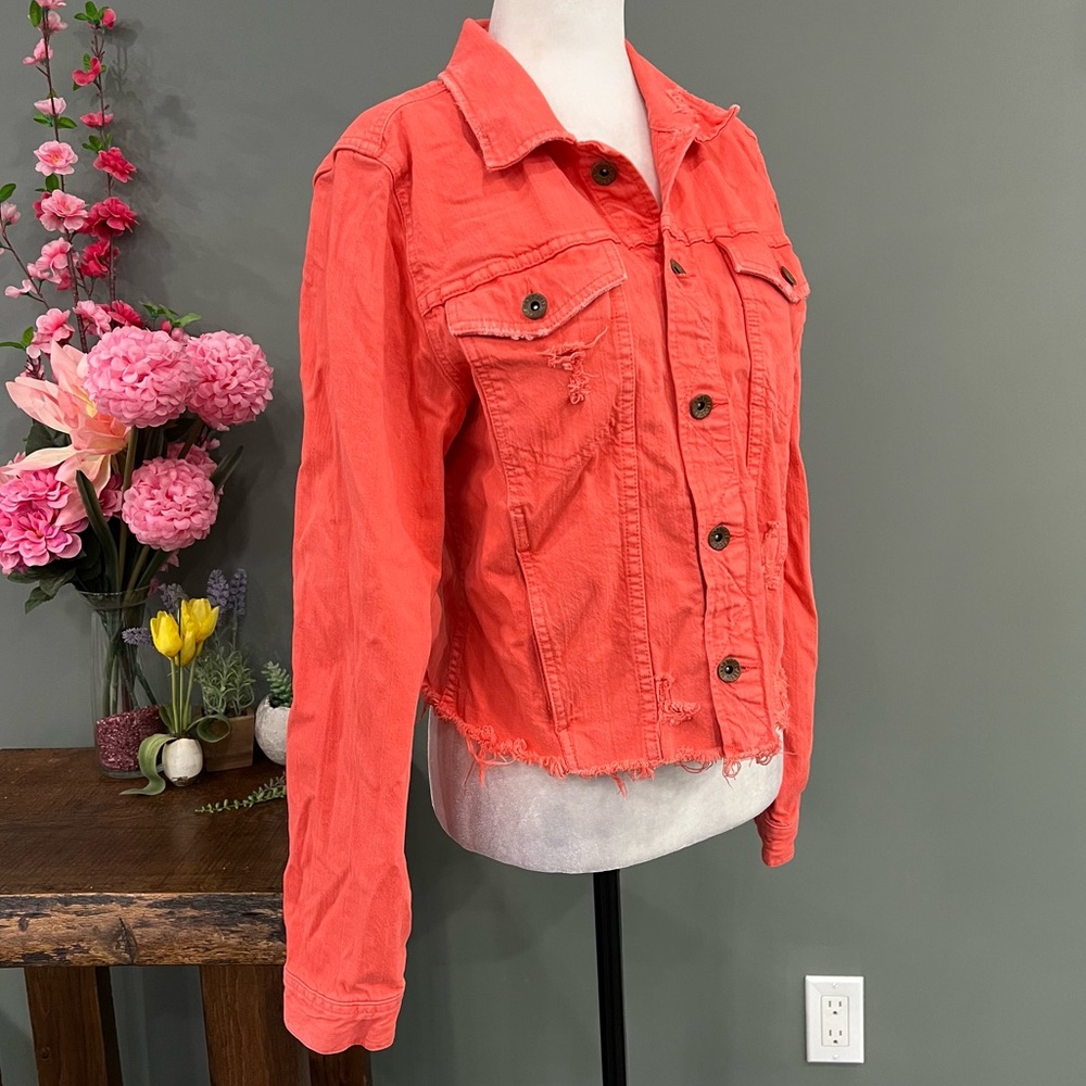 Madewell Distressed Jacket - Picture 6 of 14